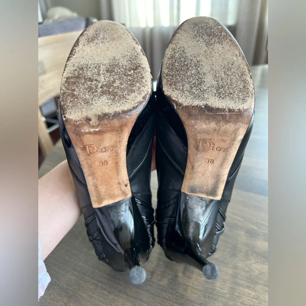 Christian Dior Karenine Escarpine Noir Pumps size 38 Pre loved without box 👠